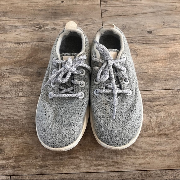 Allbirds Women's Wool Runners (Dapple Gray/Cream Sole) Size W7 - Picture 1 of 7